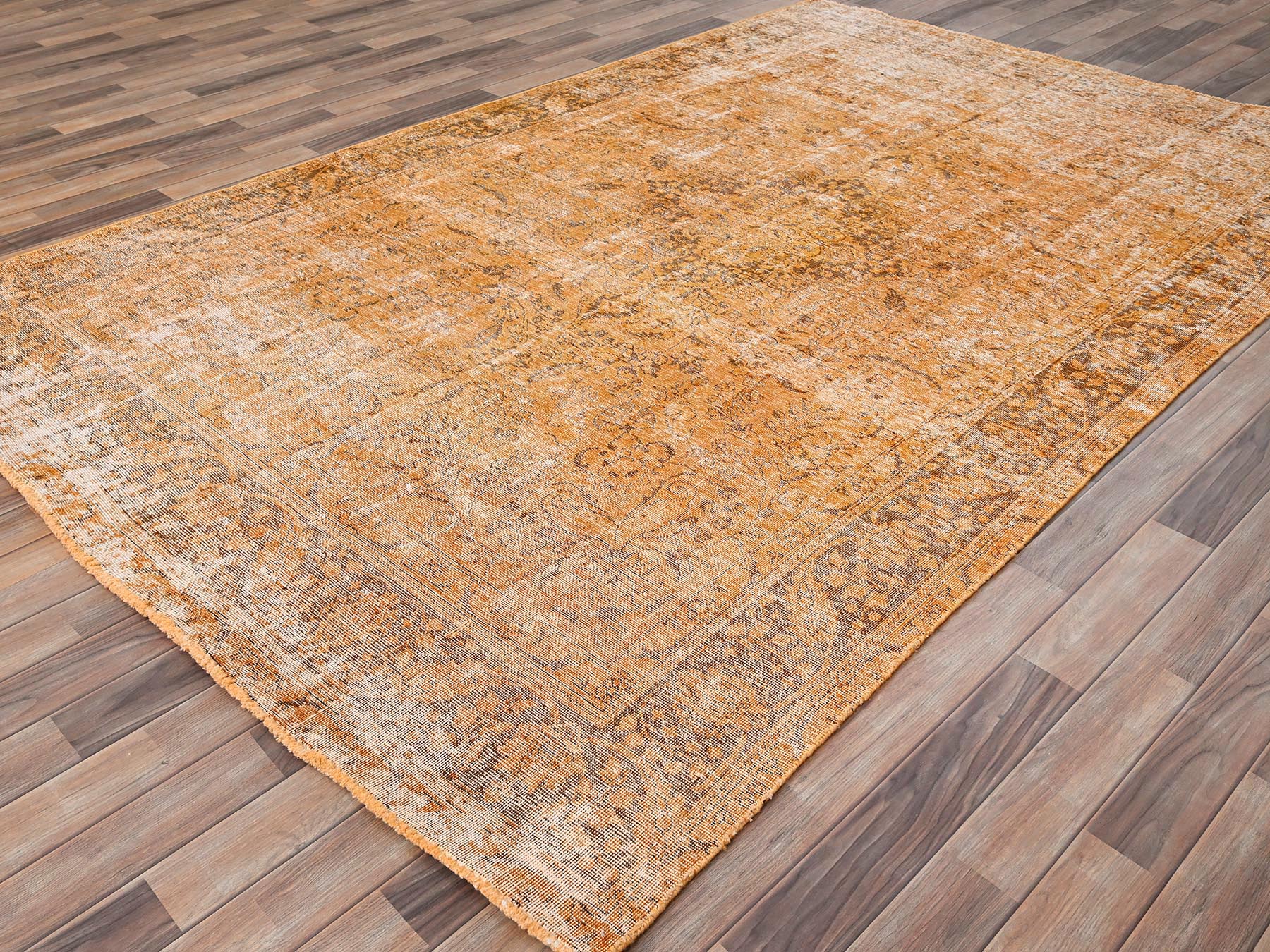 Overdyed & Vintage Rugs LUV769878